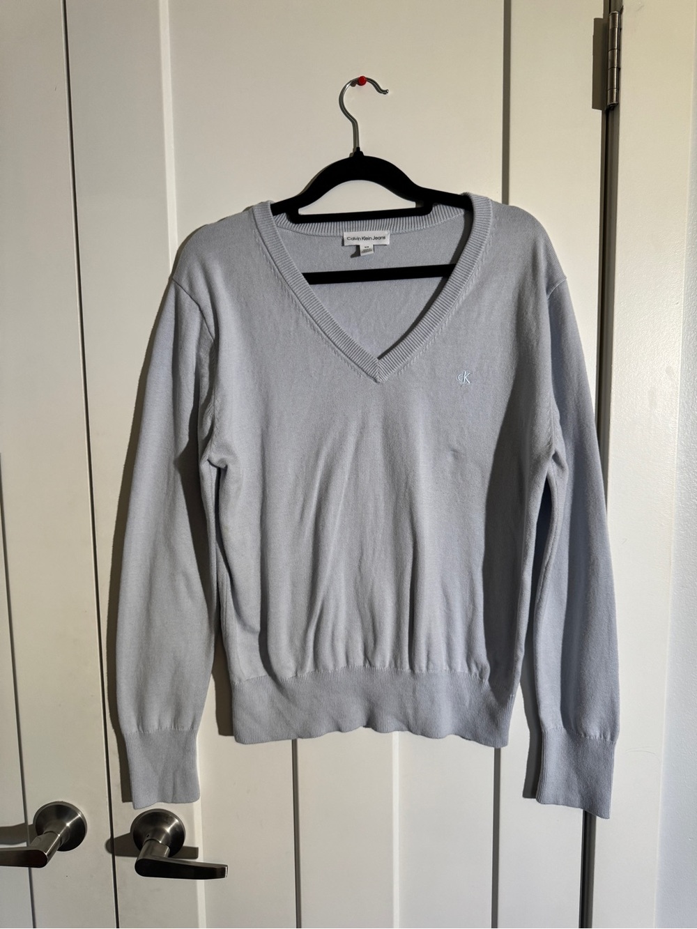 Calvin Klein V-Neck Women’s Sweater in Light Gray/Blue 100% cotton